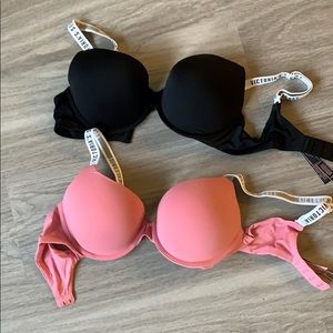 Victoria’s Secret bras 34C